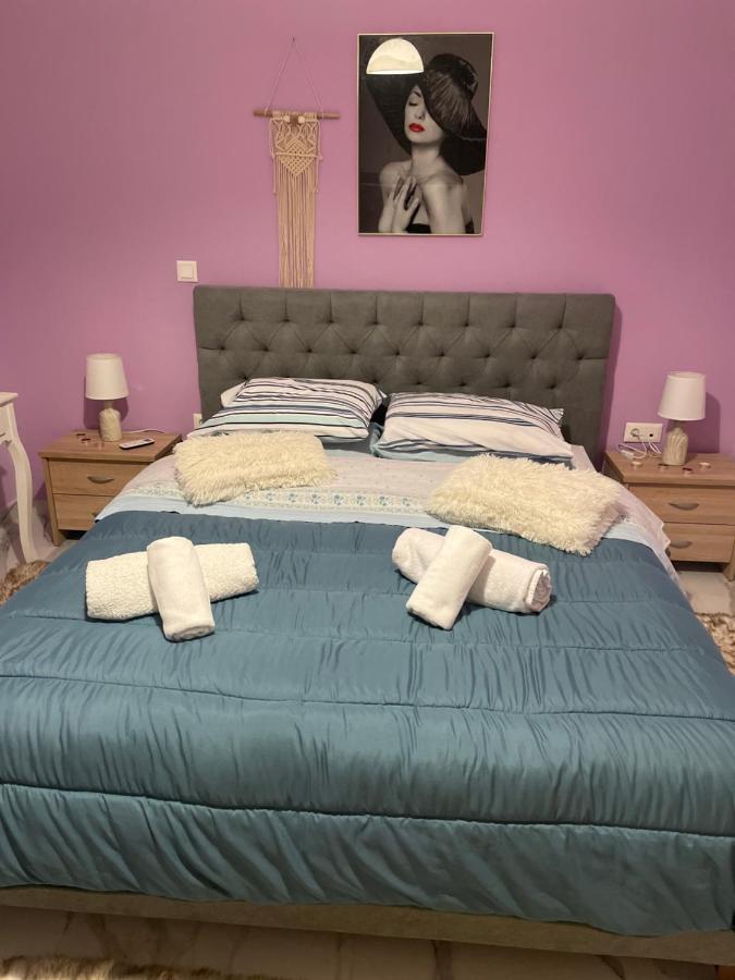 Home Nadia Corinth Ngoại thất bức ảnh